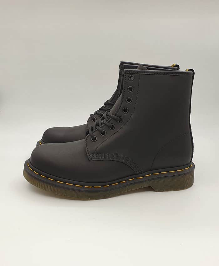 (image for) Dr. Martens anfibio Greasy
