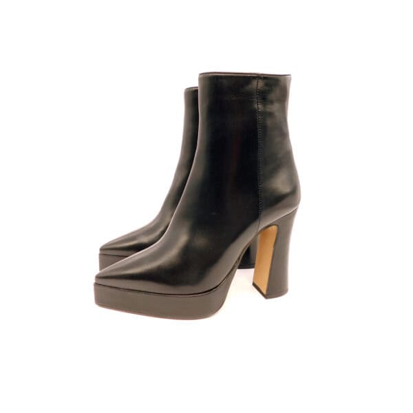 Matteo Pitti Donna Tronchetto Nero 4301 1