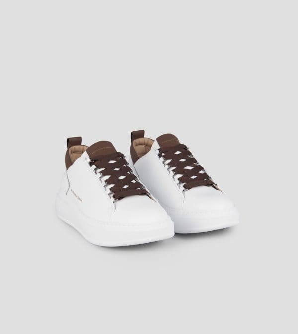 Wembley Uomo In Morbida Pelle Bianca E Dettagli Marroni (1)